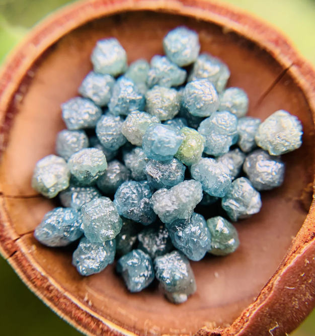 Blue Raw Diamond